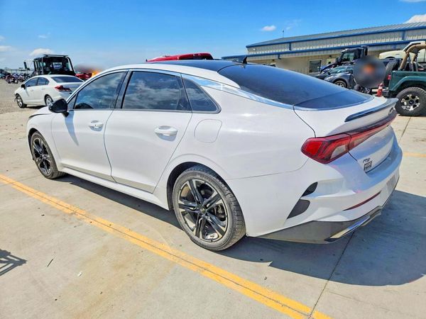 2021 KIA K5 GT LINE