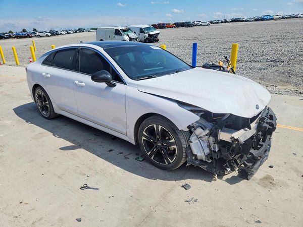 2021 KIA K5 GT LINE