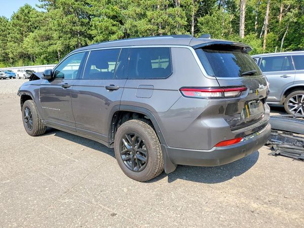 2022 JEEP GRAND CHEROKEE Laredo