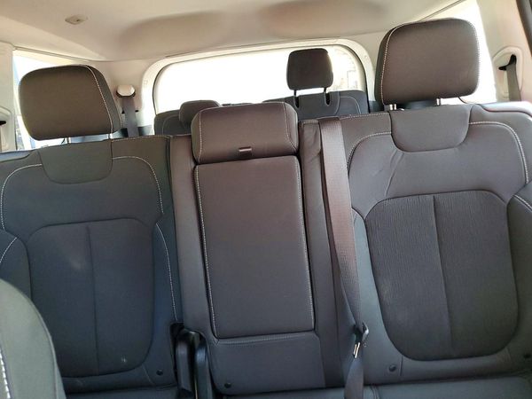 2022 JEEP GRAND CHEROKEE Laredo