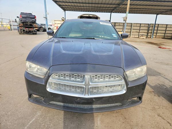 2014 DODGE CHARGER SE