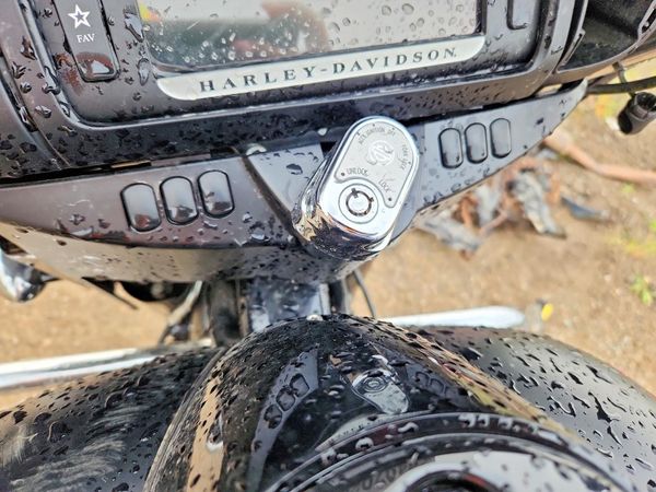 2015 HARLEY-DAVIDSON FLHXS