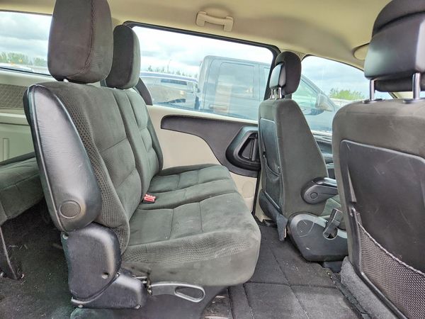 2015 DODGE GRAND CARAVAN SE