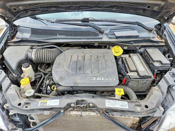 2015 DODGE GRAND CARAVAN SE