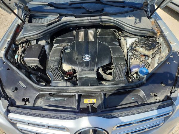 2017 MERCEDES-BENZ GLS-CLASS GLS450-4M — Engine bay