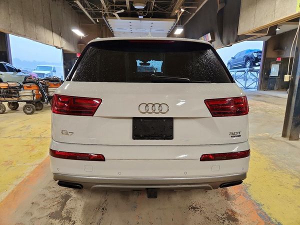 2018 AUDI Q7