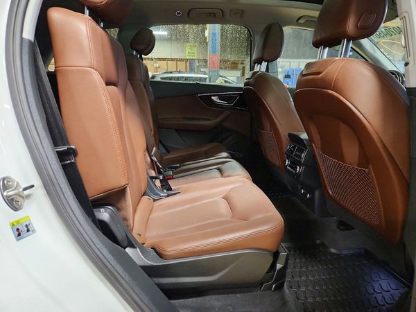 2018 AUDI Q7