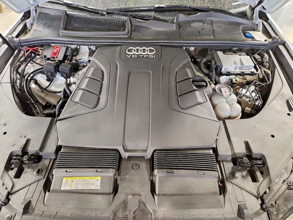 2018 AUDI Q7