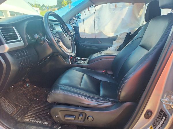 2016 TOYOTA HIGHLANDER Base/Hybrid