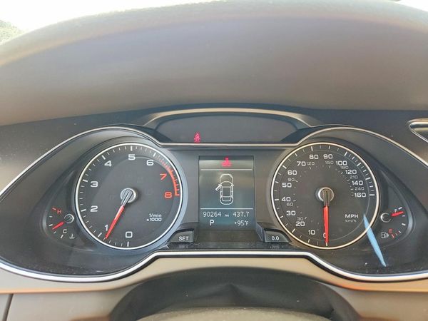 2014 AUDI A4 quattro Premium