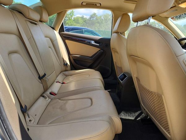 2014 AUDI A4 quattro Premium