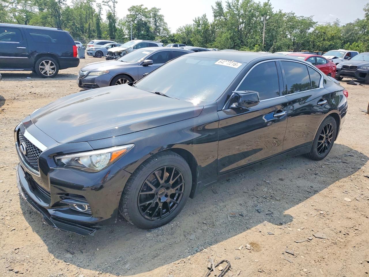 2015 INFINITI Q50