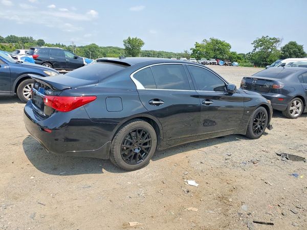 2015 INFINITI Q50