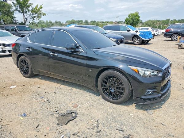 2015 INFINITI Q50