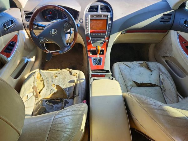 2012 LEXUS ES