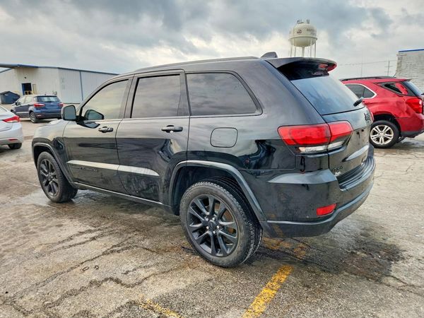 2018 JEEP GRAND CHEROKEE Laredo