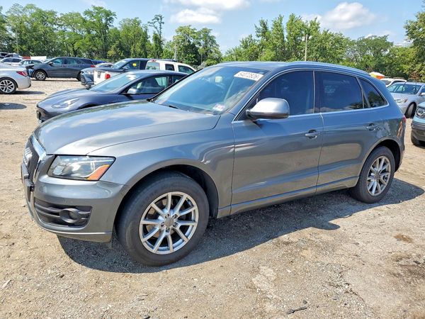 2012 AUDI Q5 Premium Plus