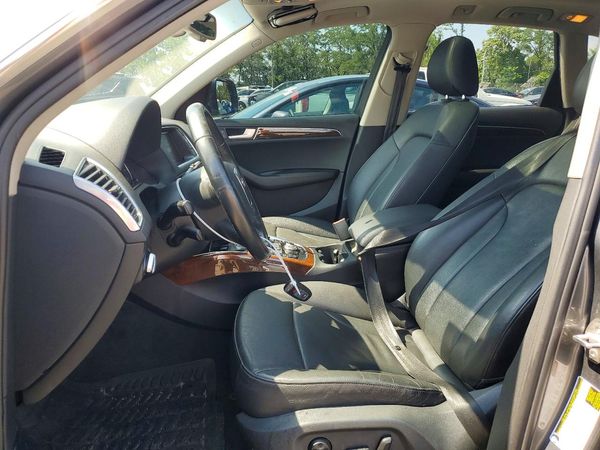 2012 AUDI Q5 Premium Plus