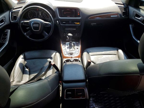 2012 AUDI Q5 Premium Plus