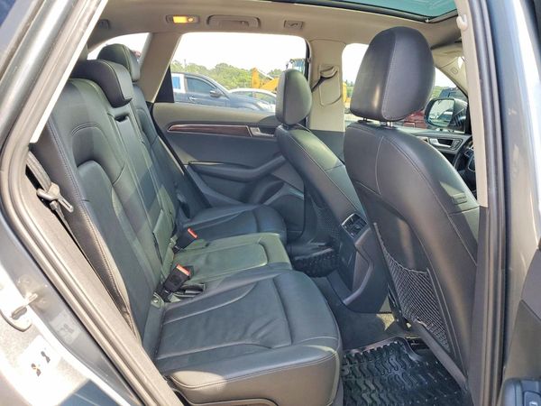 2012 AUDI Q5 Premium Plus