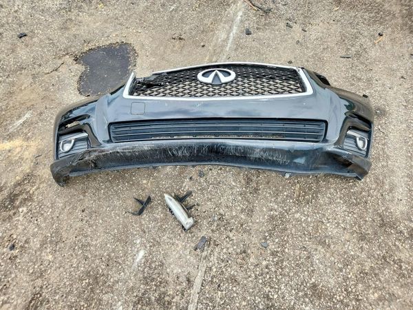 2015 INFINITI Q50