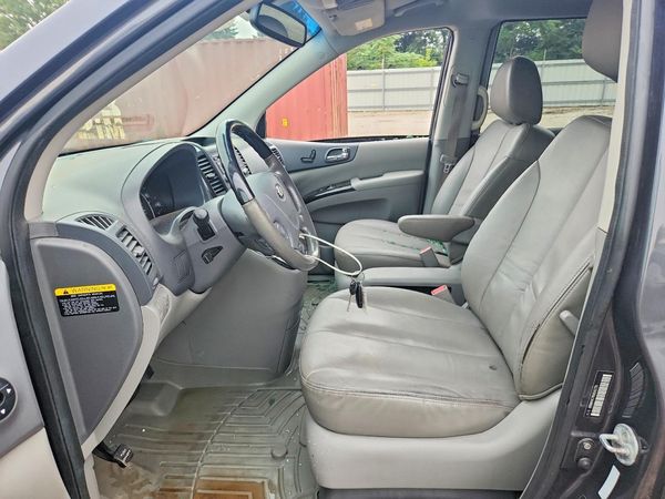 2014 KIA SEDONA GLS