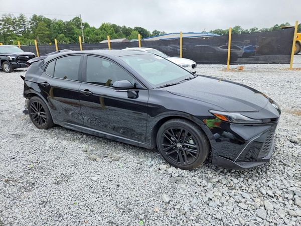 2026 TOYOTA CAMRY