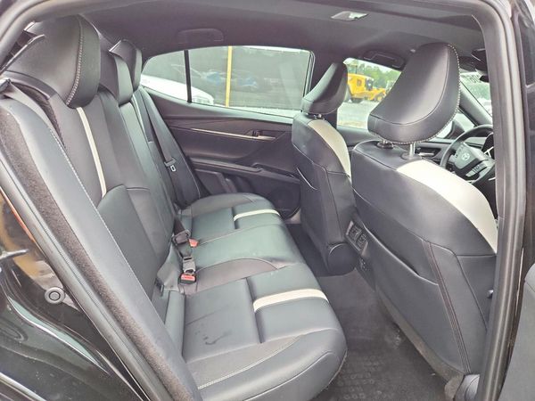 2026 TOYOTA CAMRY