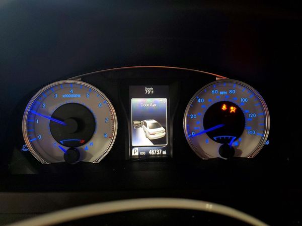 2016 TOYOTA CAMRY
