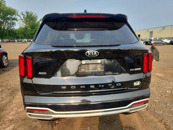 2021 KIA SORENTO SX, SXP