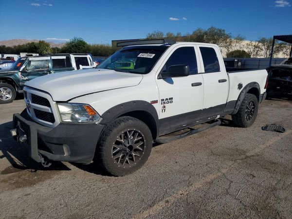 2013 RAM 1500 ST