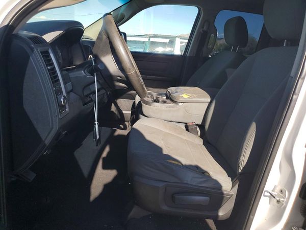 2013 RAM 1500 ST