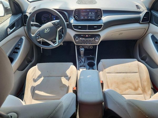 2019 HYUNDAI TUCSON SE