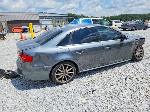 2022 AUDI A4