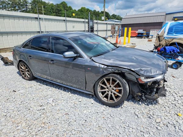 2022 AUDI A4