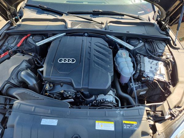 2021 AUDI A5 quattro Premium