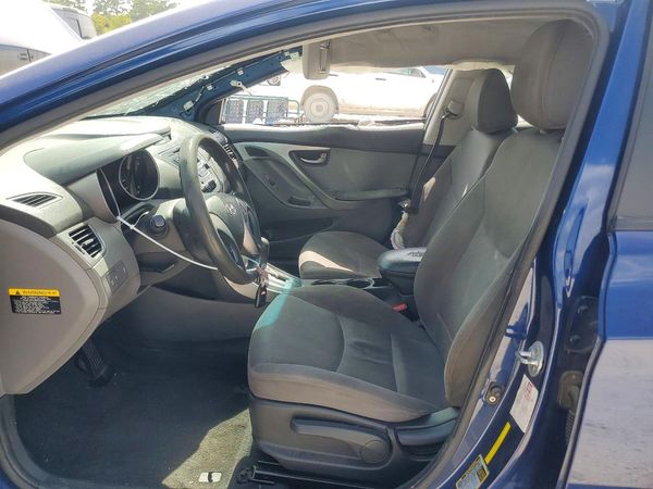 2013 HYUNDAI ELANTRA
