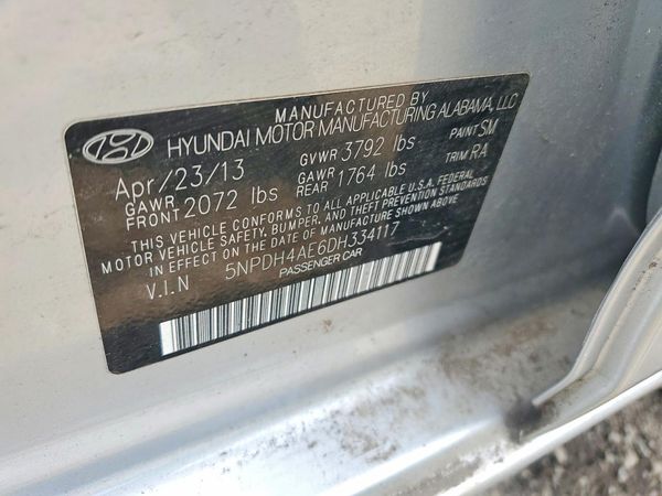 2013 HYUNDAI ELANTRA