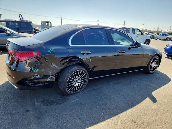 2024 MERCEDES-BENZ C C300