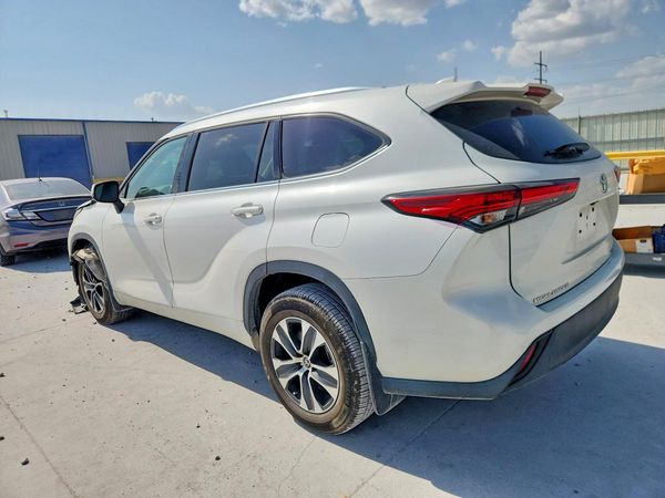2021 TOYOTA HIGHLANDER