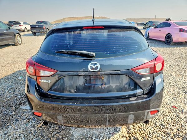 2016 MAZDA 3 SV/Base