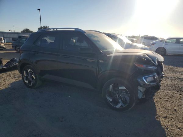 2024 HYUNDAI VENUE SEL / Limited