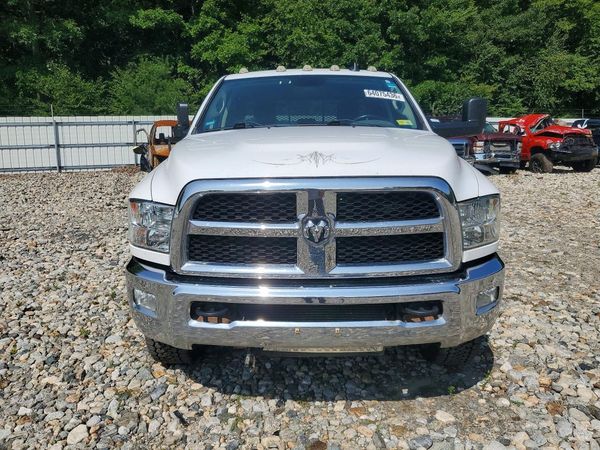 2015 RAM 3500 SLT