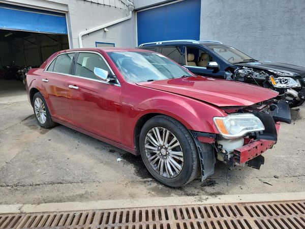2012 CHRYSLER 300
