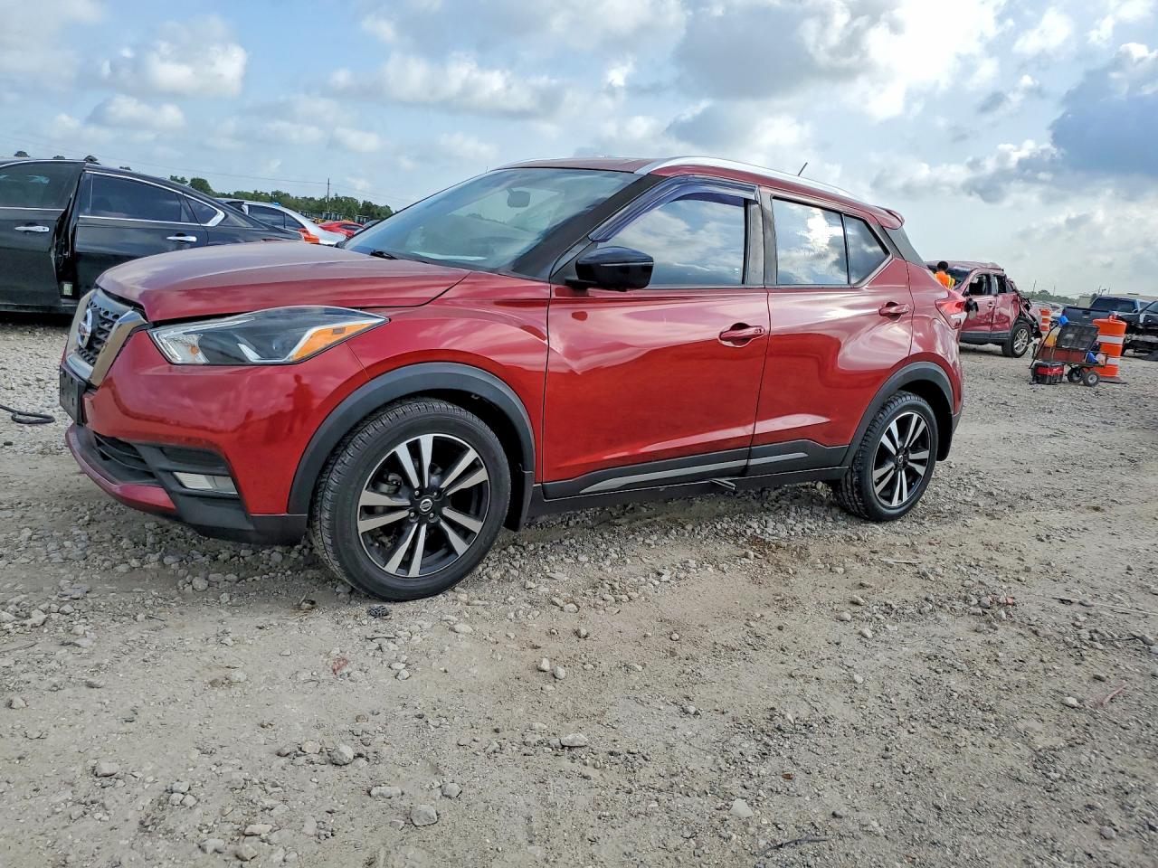 2020 NISSAN KICKS