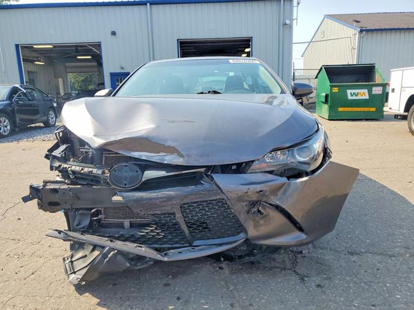 2017 TOYOTA CAMRY
