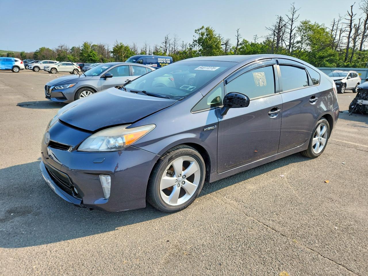 2013 TOYOTA PRIUS — Front 3/4