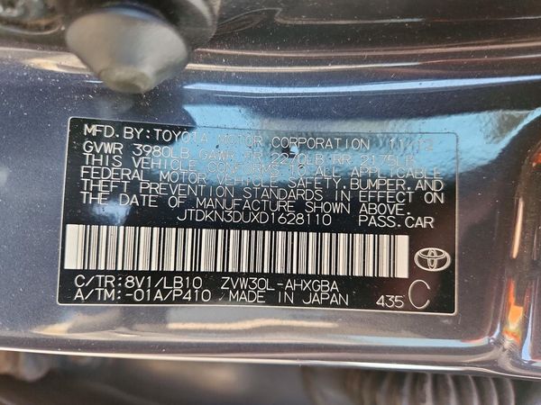 2013 TOYOTA PRIUS — VINS