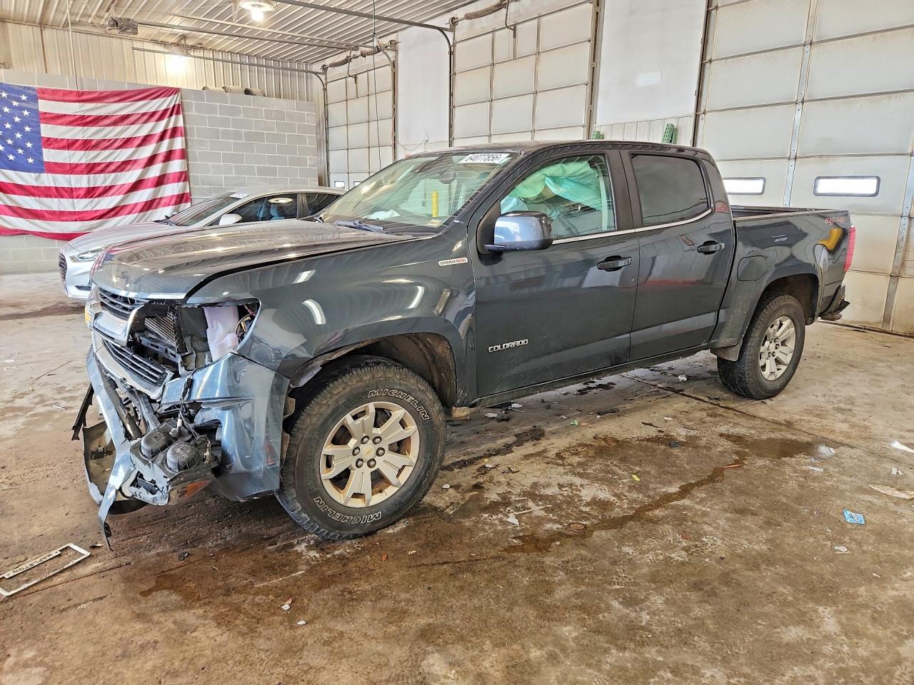 2017 CHEVROLET COLORADO LT