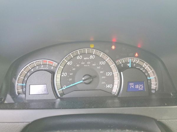 2012 TOYOTA CAMRY